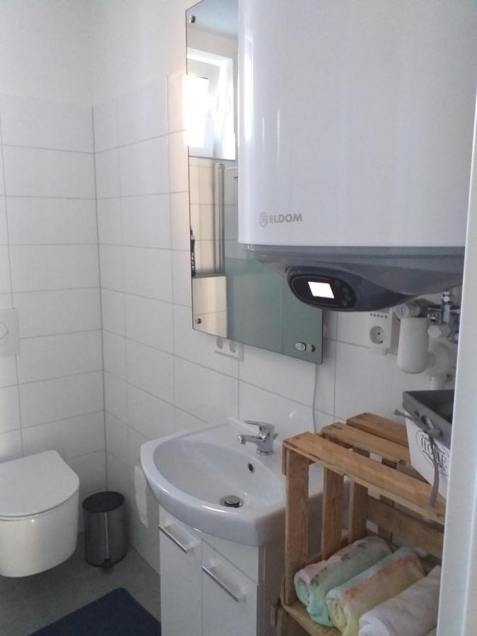 Lutzes Ferienhaus Knittelsheim Bagian luar foto