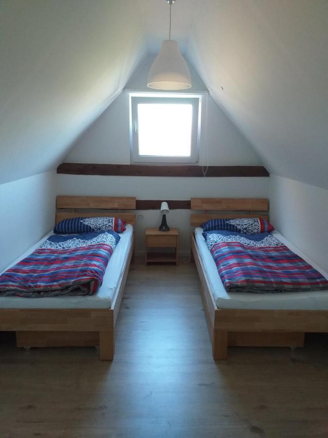 Lutzes Ferienhaus Knittelsheim Bagian luar foto